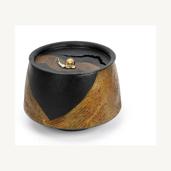 Mountain Lacquer Teapot Rest for Chinese Tea Rituals - Gold Pattern Mountain Lacquer Teapot Rest for Chinese Tea Rituals - Gold Pattern