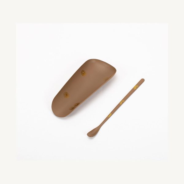 Iron Finish Lacquer Chinese Tea Scoop for Chinese Tea Rituals - Light Brown Iron Finish Lacquer Chinese Tea Scoop for Chinese Tea Rituals - Light Brown
